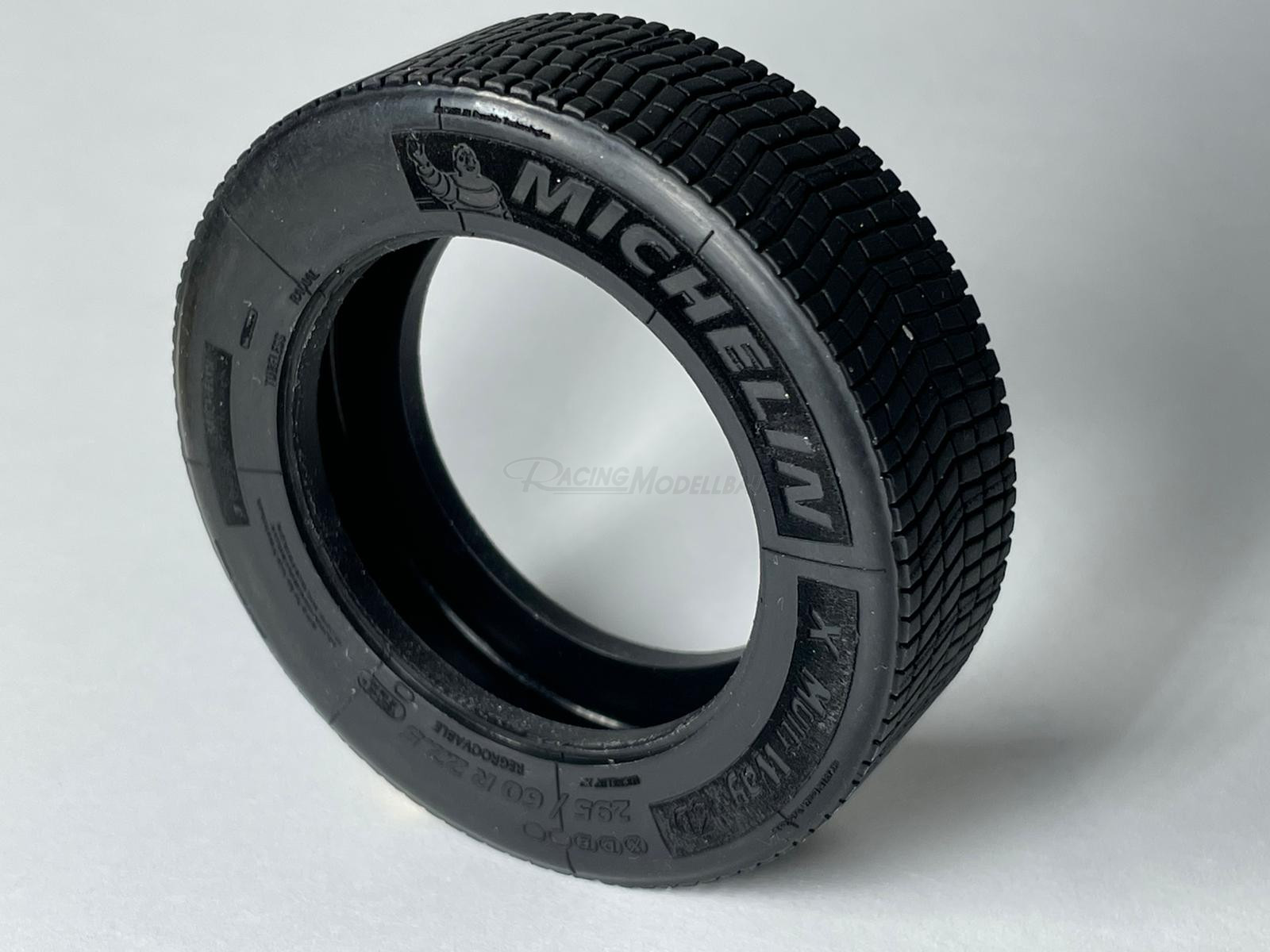 295/60 Low Michelin Antriebsreifen