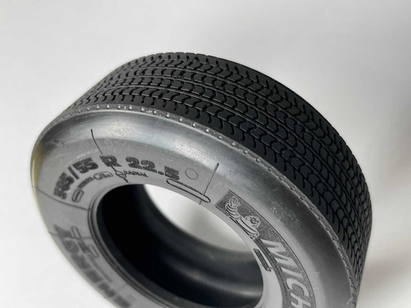 Michelin X Multi Trailer tire