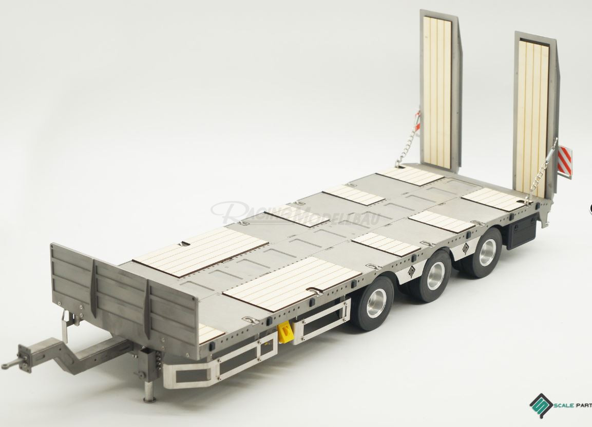 Lowbed tridem trailer